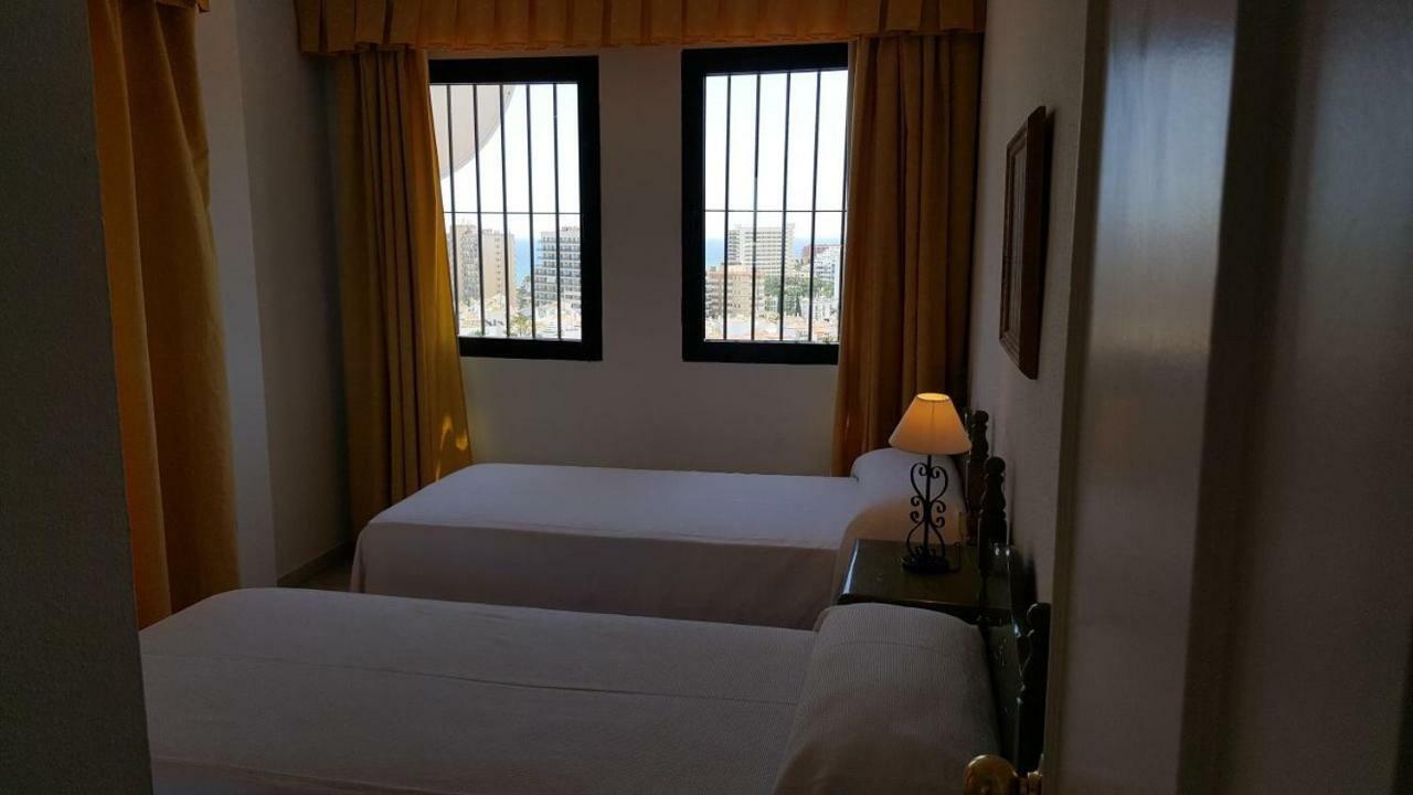 普韦布洛埃维塔山公寓式酒店 贝纳尔马德纳 外观 照片